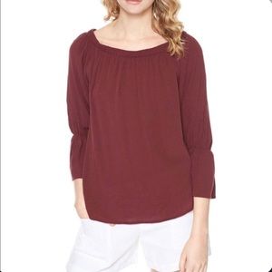 Sanctuary off the shoulder top | Burgundy